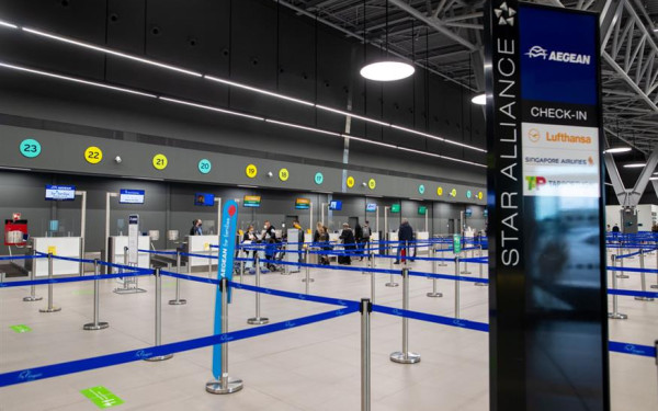 Θεσσαλονίκη: Ένα χριστουγεννιάτικο χωριό στο αεροδρόμιο Μακεδονία