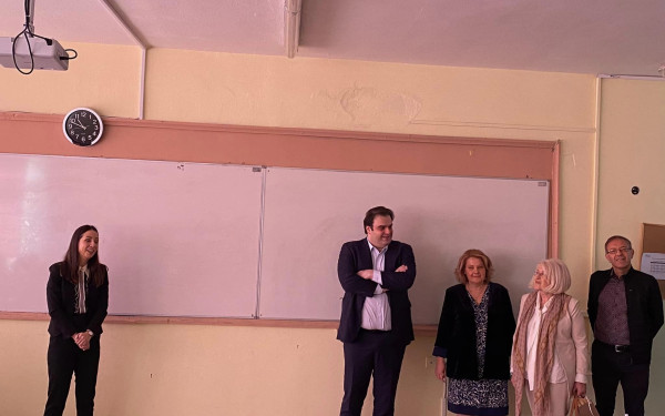 Σχολείο της Αλεξανδρούπολης επισκέφτηκε ο Κυριάκος Πιερρακάκης
