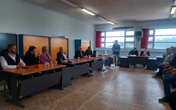 Στα ΕΠΑΛ και ΣΑΕΚ Κουφαλίων και Αγ. Αθανασίου ο Γ.Γ. Επαγγελματικής Εκπαίδευσης, Κατάρτισης  και Δια Βίου Μάθησης του Υπ. Παιδείας