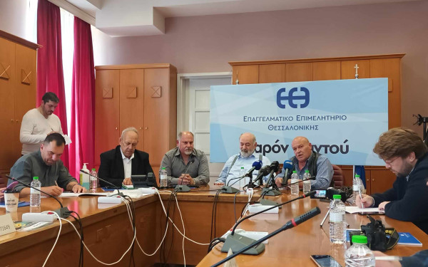 «Πετάει» στα 15 ευρώ το κιλό η τιμή του αρνιού