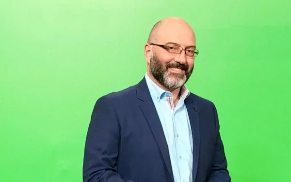 Εκλογές ΠΑΣΟΚ: Ο Αρναούτογλου στηρίζει Γερουλάνο