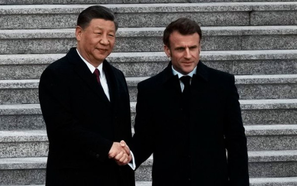 Γαλλία: Υπέρ «ισότιμων κανόνων για όλους» στο εμπόριο ο Μακρόν στη συνάντησή του με τον Σι Τζινπίνγκ