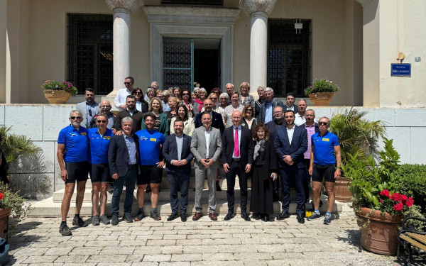 Ιωάννινα και Schwerte συνεργάζονται πιο στενά με πρώτο στόχο την διασύνδεση του «Β. Πύρρος» με την Γερμανία
