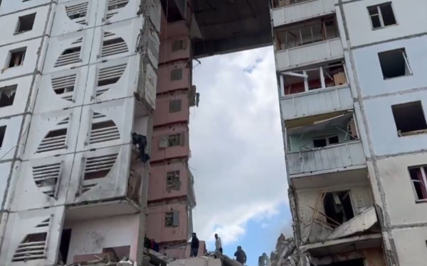 Συναγερμός στο Μπέλγκοροντ της Ρωσίας - Κατέρρευσε κτίριο - Τουλάχιστον 7 νεκροί (βίντεο)