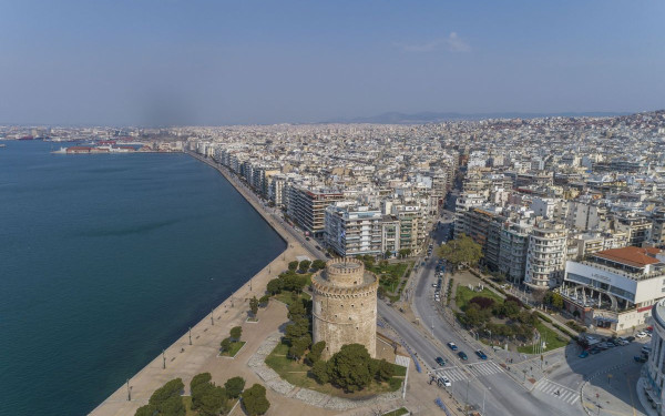 Δήμος Θεσσαλονίκης: Αλλάζει ρότα το έργο επέκτασης της παλιάς παραλίας με ξύλινο ντεκ