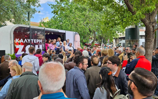 Πήρε τους δρόμους με το τροχόσπιτό του ο Κασσελάκης και πάει Θράκη