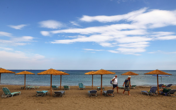 MyCoast: Σχεδόν 9.000 οι καταγγελίες για παρανομίες στις παραλίες - 1.731 το τριήμερο του Αγίου Πνεύματος