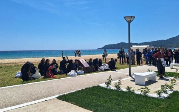 Χαλκιδική: Η Προσφυγιά αναβίωσε στη Σάρτη - Ένα μνημείο σήμερα θυμίζει στους κατοίκους την ιστορία τους (φωτ.)