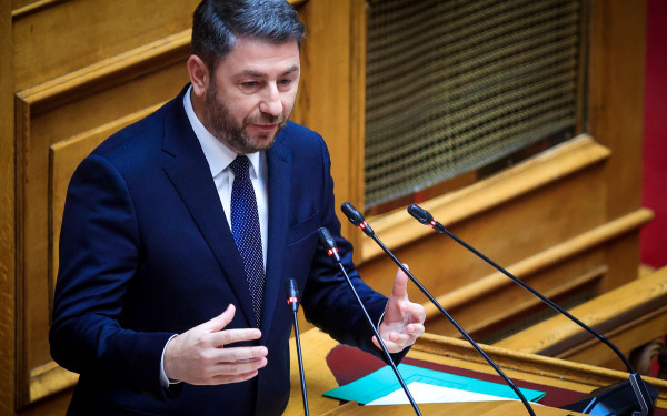 Βουλή: Τροπολογία του ΠΑΣΟΚ-ΚΙΝΑΛ για αναστολή χρηματοδότησης των «Σπαρτιατών»
