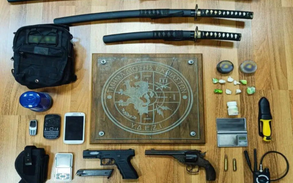 Συνελήφθη υπάλληλος της αστυνομίας - Απέσπασε πάνω από 110.000 ευρώ πουλώντας δήθεν άδειες οπλοφορίας (φωτ.)