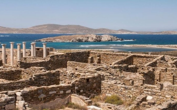 Συνολάκης: Η Δήλος κινδυνεύει να χαθεί - Ένα κομμάτι της θα βυθιστεί μετά από 50 χρόνια» (βίντεο)