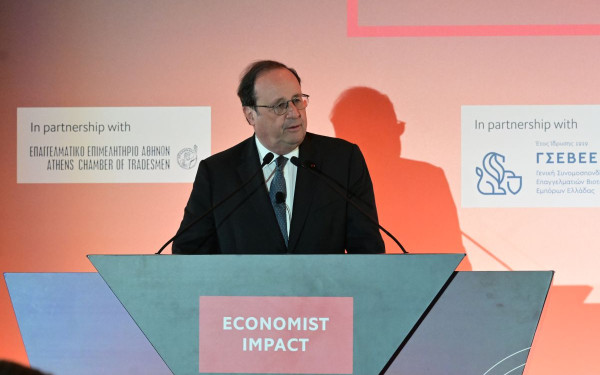 ECONOMIST - Φρανσουά Ολάντ: Οι προκλήσεις με τις οποίες είναι αντιμέτωπη η Ευρώπη δεν είναι οικονομικής φύσης αλλά πολιτικής