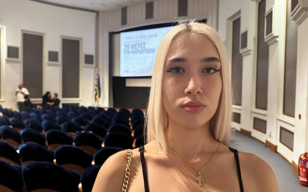 Θεσσαλονίκη: «Κλαίμε για τη Μαριούπολη που χάσαμε», λένε με δάκρυα στα μάτια ομογενείς πρόσφυγες από την Ουκρανία (φωτ.)