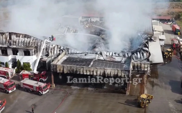 Λαμία: Από πρόθεση η φωτιά στο εργοστάσιο τροφίμων