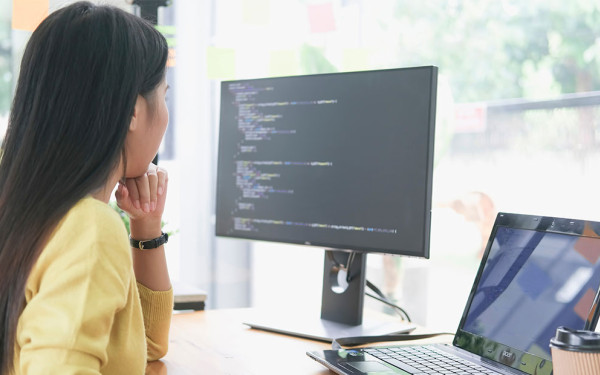 Οι γυναίκες υποεκπροσωπούνται στους κλάδους της Μηχανικής παγκοσμίως