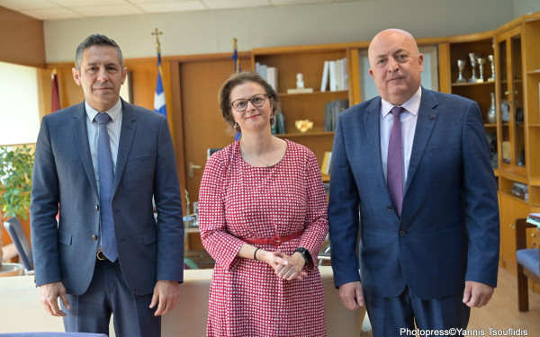 Συνάντηση του Πρύτανη του ΑΠΘ με την Πρόξενο της Αλβανίας στη Θεσσαλονίκη