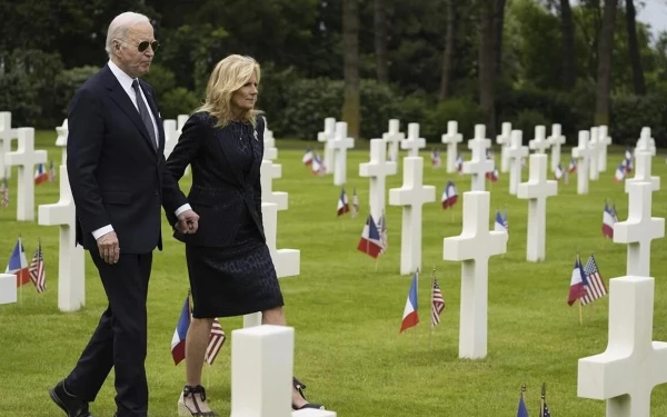 Ο Μπάιντεν αποτίει φόρο τιμής στους Αμερικανούς πεσόντες του Α' Παγκοσμίου Πολέμου