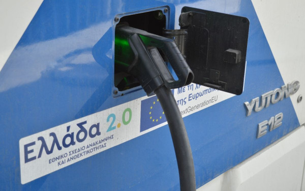 Ως τις 26 Αυγούστου η δημόσια διαβούλευση για τον διαγωνισμό αγοράς 700 ηλεκτρικών λεωφορείων και τρόλεϊ