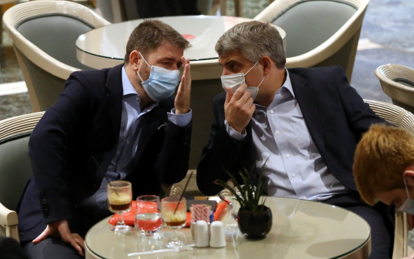 «Βόμβα» Κωνσταντινόπουλου: Θέτει θέμα ηγεσίας στο ΠΑΣΟΚ - Τι απαντούν κύκλοι της Χαριλάου Τρικούπη