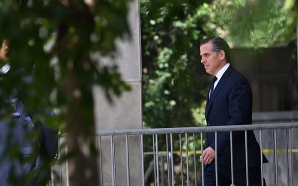 ΗΠΑ: Ο Χάντερ Μπάιντεν δήλωσε κι επίσημα ένοχος για φορολογική απάτη και αποφεύγει νέα δίκη