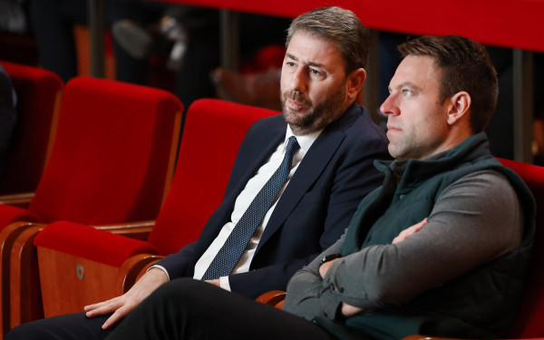 Συγχαρητήριο τηλεφώνημα Κασσελάκη σε Ανδρουλάκη- "Συγχαρητήρια και στο ΠΑΣΟΚ συνολικά, για τις άψογες δημοκρατικές διαδικασίες"