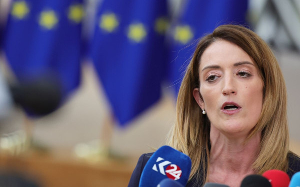 Ρ. Μέτσολα: Η Ευρώπη πενθεί μαζί με τον λαό της Ελλάδας για την απώλεια του Κ. Σημίτη