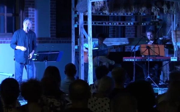 Θεσσαλονίκη: Η ιστορία πίσω από τα τραγούδια του Ντίνου Χριστιανόπουλου (βίντεο)