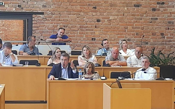 Δύο νέα προγράμματα από το νέο ΕΣΠΑ για την ενίσχυση της επιχειρηματικότητας - Έξυπνη εξειδίκευση και clusters