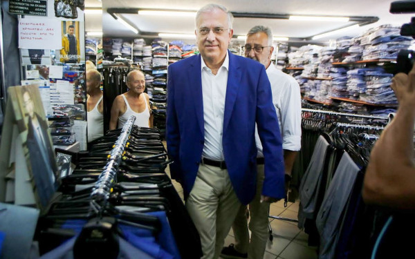 Τ. Θεοδωρικάκος: Ο ενημερωμένος καταναλωτής έχει δύναμη - Οι παραπλανητικές εκπτώσεις δεν μπορούν να γίνουν αποδεκτές