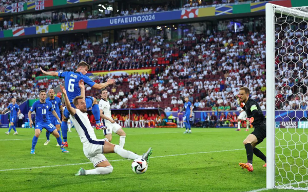EURO 2024: Η Αγγλία παίζει με τα νεύρα των οπαδών της αλλά πήρε την πρόκριση και την πρωτιά (βίντεο)