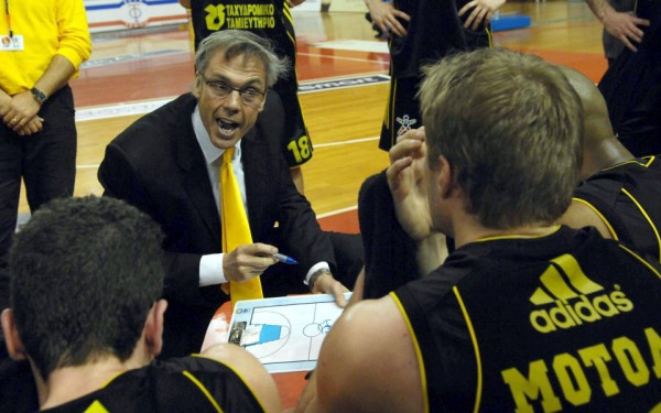 Πρώην προπονητής του Άρη αποκάλυψε: «Ήμουν σε ψυχιατρική κλινική για δύο εβδομάδες»