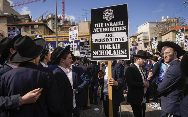 Ισραήλ: Απόφαση του Ανώτατου Δικαστηρίου εξαναγκάζει τους υπερορθόδοξους σπουδαστές των ταλμουδικών σχολείων σε στρατιωτική θητεία