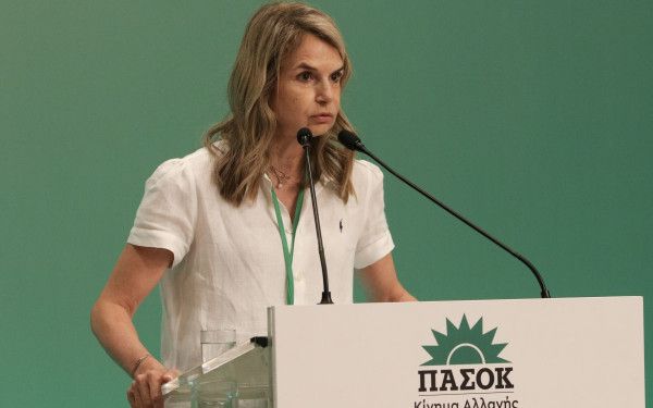 Υποψήφια για την ηγεσία στο ΠΑΣΟΚ και η Μιλένα Αποστολάκη