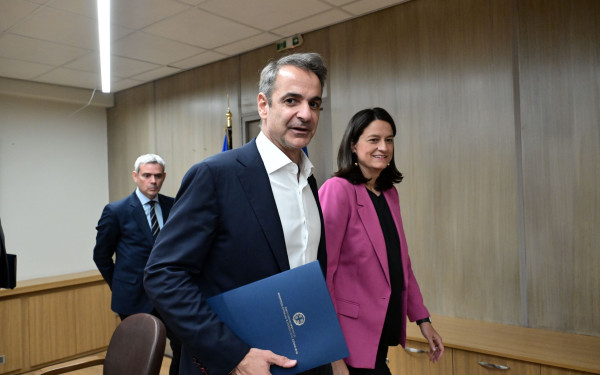 Μητσοτάκης: Κατώτατος μισθός 950 ευρώ στο τέλος της τετραετίας