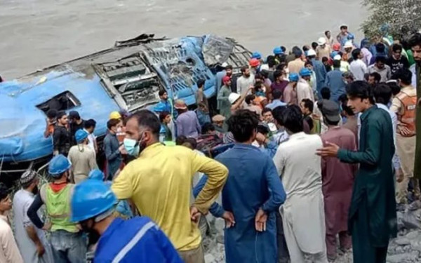 Πακιστάν: Επιβατικό βαν έπεσε σε χαράδρα - Τουλάχιστον επτά νεκροί και δέκα τραυματίες