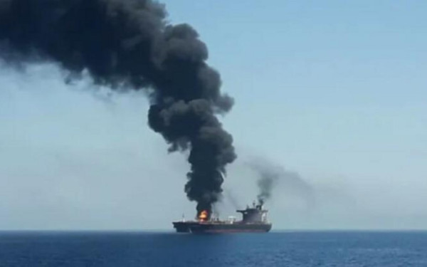 Ερυθρά Θάλασσα: Εμπορικό πλοίο χτυπήθηκε από δυο βλήματα άγνωστου τύπου