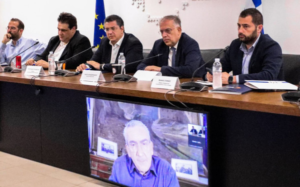 Θεοδωρικάκος: «Συνεργασία με τις Περιφέρειες στη μάχη των ελέγχων στην αγορά»