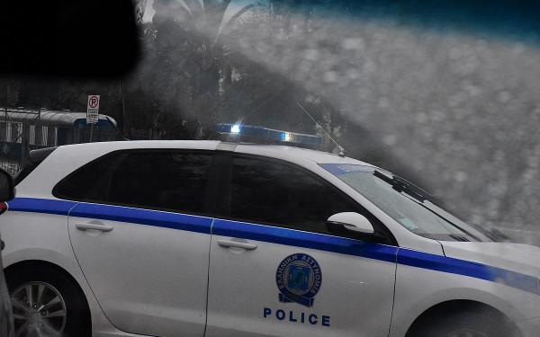 Άνδρας αποπειράθηκε να βιάσει 30χρονη στην Ομόνοια - Την έσωσαν περαστικοί (βίντεο)