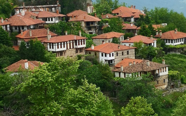 Ελλάδα: Σε μόλις 66 Δημοτικές Ενότητες από τις 1.036, διαμένει το 50,1% του συνολικού μόνιμου πληθυσμού