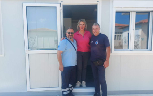 Xαλκιδική: H Περιφερειακή Διοίκηση δώρισε στο ΕΚΑΒ τρία ISOBOX