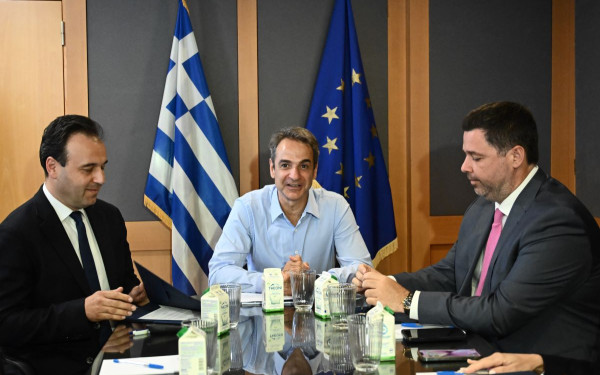 Στο υπουργείο Ψηφιακής Διακυβέρνησης ο Κ. Μητσοτάκης - Συνάντηση με Παπαστεργίου και Κυρανάκη