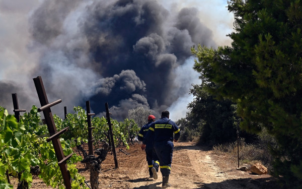 Καβάλα: Συνεχίζεται η κατάσβεση στο Παγγαίο Όρος	- 285 πυροσβέστες επί τόπου