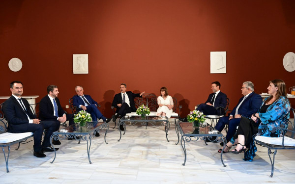 Το παρασκήνιο από το Προεδρικό, η Κατερίνα και η Δόμνα που ξεχώρισαν και η μάχη για τους Γενικούς Γραμματείς από τη Βόρεια Ελλάδα. Γράφει ο Μποξέρ*
