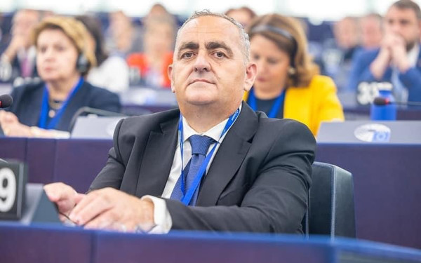 Ερώτηση Μπελέρη στο Ευρωκοινοβούλιο για πιθανά κονδύλια αντιμετώπισης του δημογραφικού