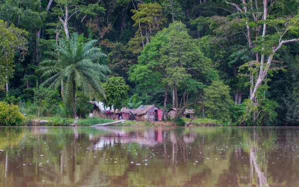 Τραγωδία στο Κονγκό: 25 νεκροί σε ναυάγιο φαλαινίδας βάρκας