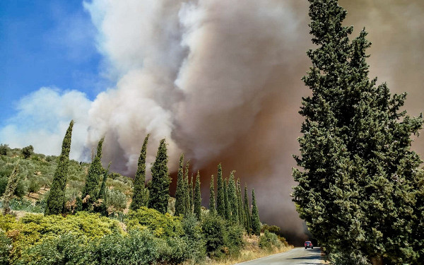 Μάχη σε 27 πύρινα μέτωπα έδωσε η πυροσβεστική σε ένα 24ωρο