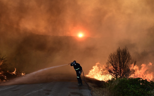 Ακραίος κ΄΄ινδυνος πυρκαγιάς σε πέντε Περιφέρειες