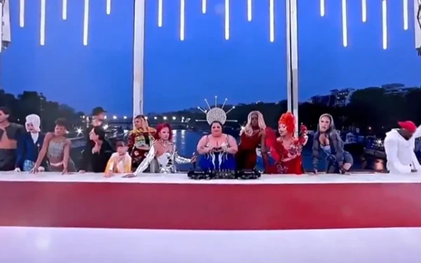 Αντιδράσεις για τις εικόνες του Μυστικού Δείπνου με drag queens στους Ολυμπιακούς Αγώνες