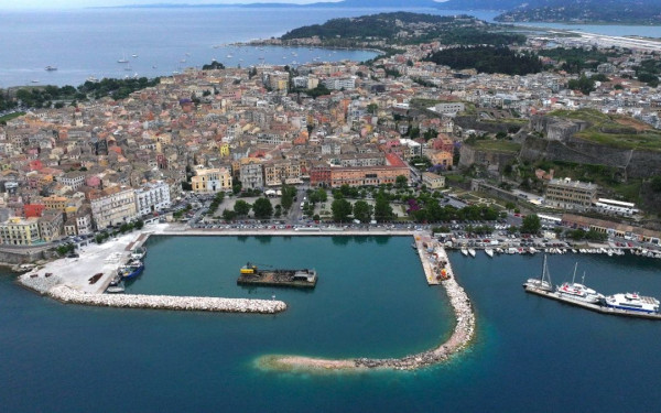 Κέρκυρα: Διαγωνισμός από το ΤΑΙΠΕΔ για αξιοποίηση του τουριστικού καταφυγίου Σπηλιά