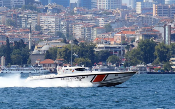 Προκλητκοί οι Τούρκοι: Κατηγορούν την Ελλάδα ότι εγκατέλειψε μετανάστες σε φουρτούνα